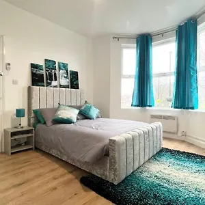 cosy-private-room-in-london.brighton-hotels-england.com/
